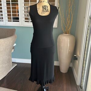 Women's Black Sleeveless Knit Top and Skirt Set